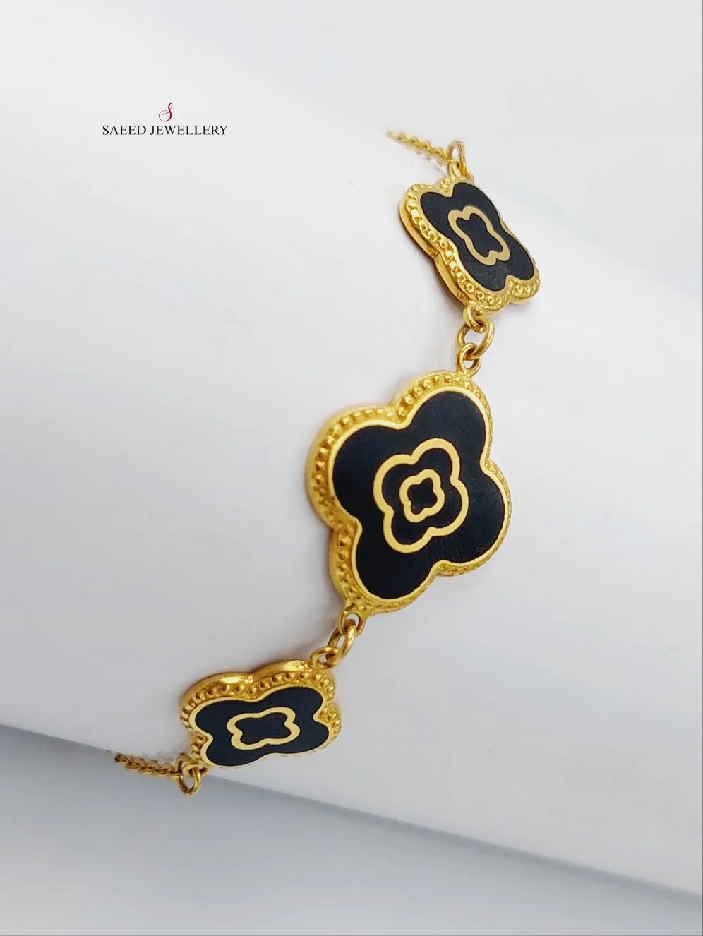 21K Enamel Clover Bracelet