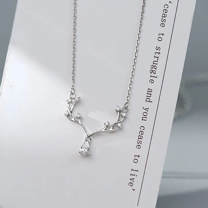 Deer with Pear Drop Zircon Silver Necklace for Women