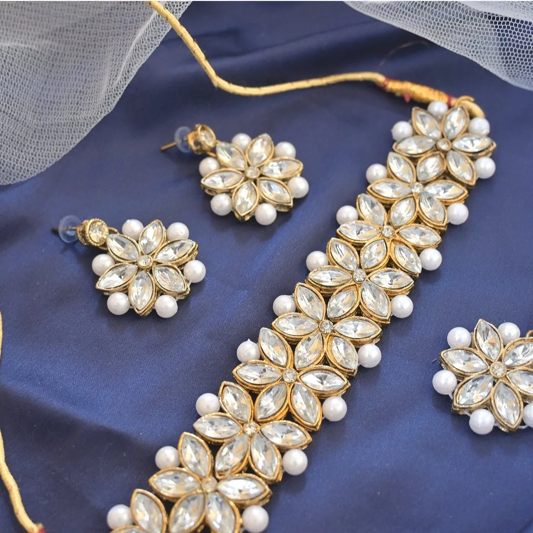 Kundan White Choker Set.