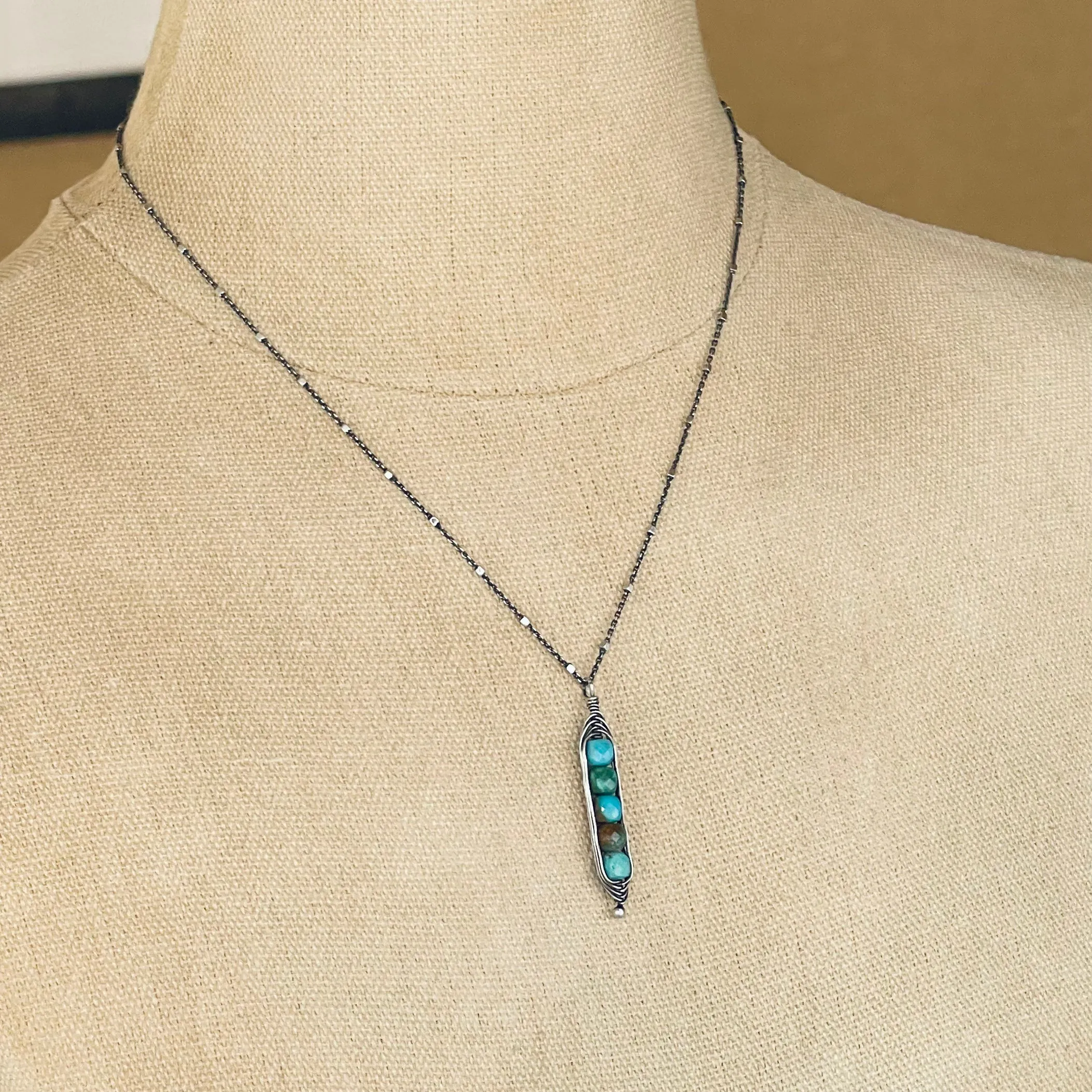 Sterling Silver Weaved Faceted Turquoise Cubes Necklace